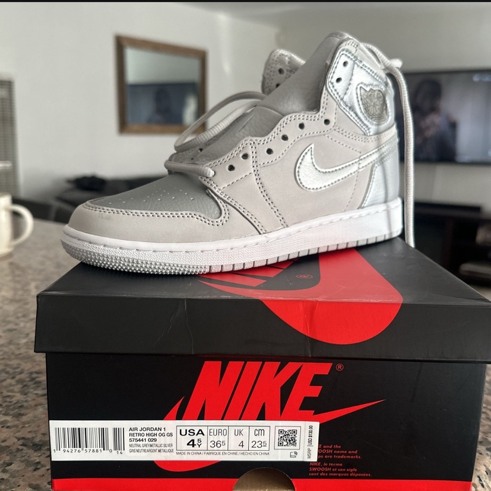 Nike Air Jordan 1 Retro High OG Sneakers